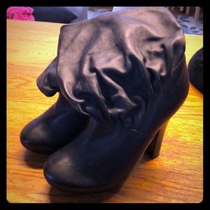 Aldo slouch boots size 8 black